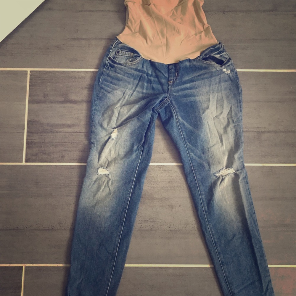 Maternity jeans. Pea and the Pod